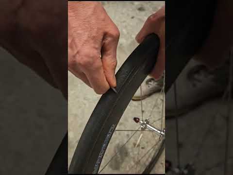 The best Tire Sealant https://www.bikedotcom.be #puncturefree #monkey 8 bar racetire