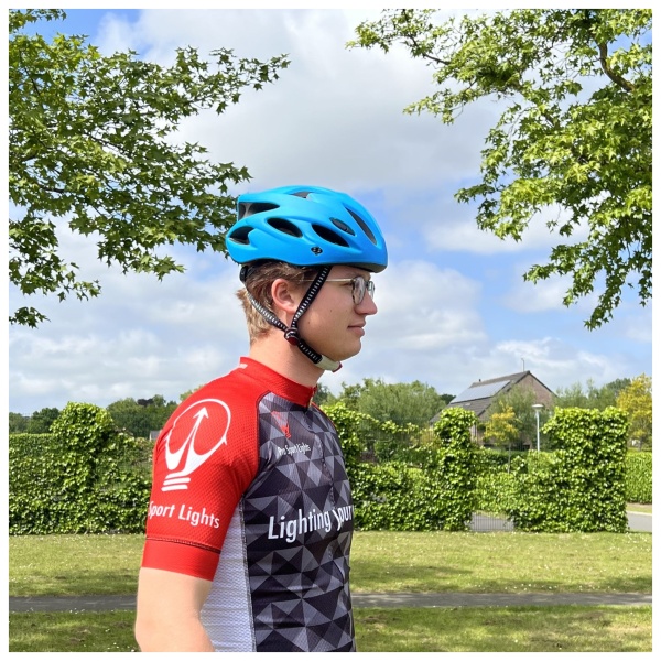 Cycling helmet Pro Sport Ligths men-women - matte blue side model man