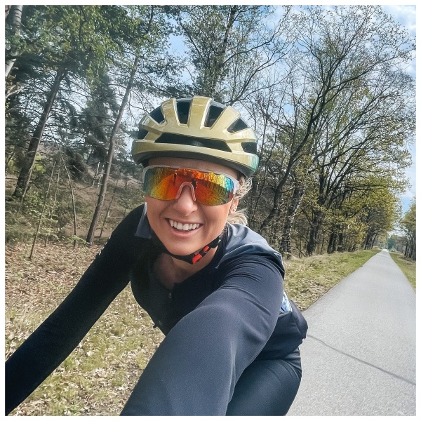 Cycling helmet Race Performance MV, ML, Gold green Blue front 02